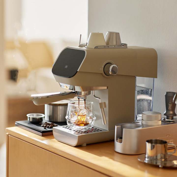 Cafetera Espresso Semiautomática Compacta 15 Bares con Vaporizador para Cappuccino y Latte | prologyc.es | repuestos.prologyc.es
