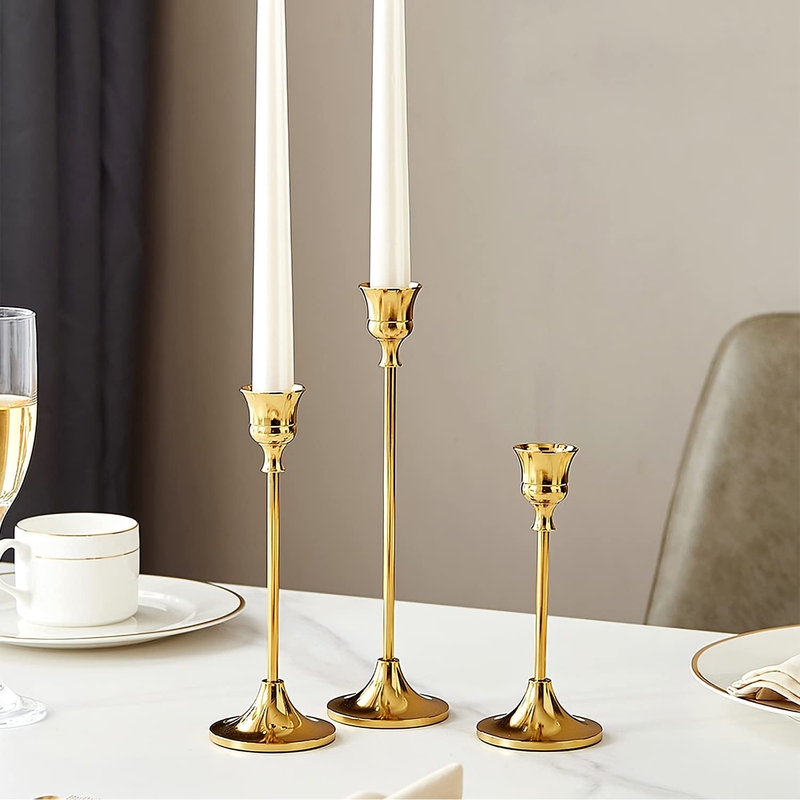 Candelabro dorado de metal para mesa y eventos | prologyc.es | repuestos.prologyc.es
